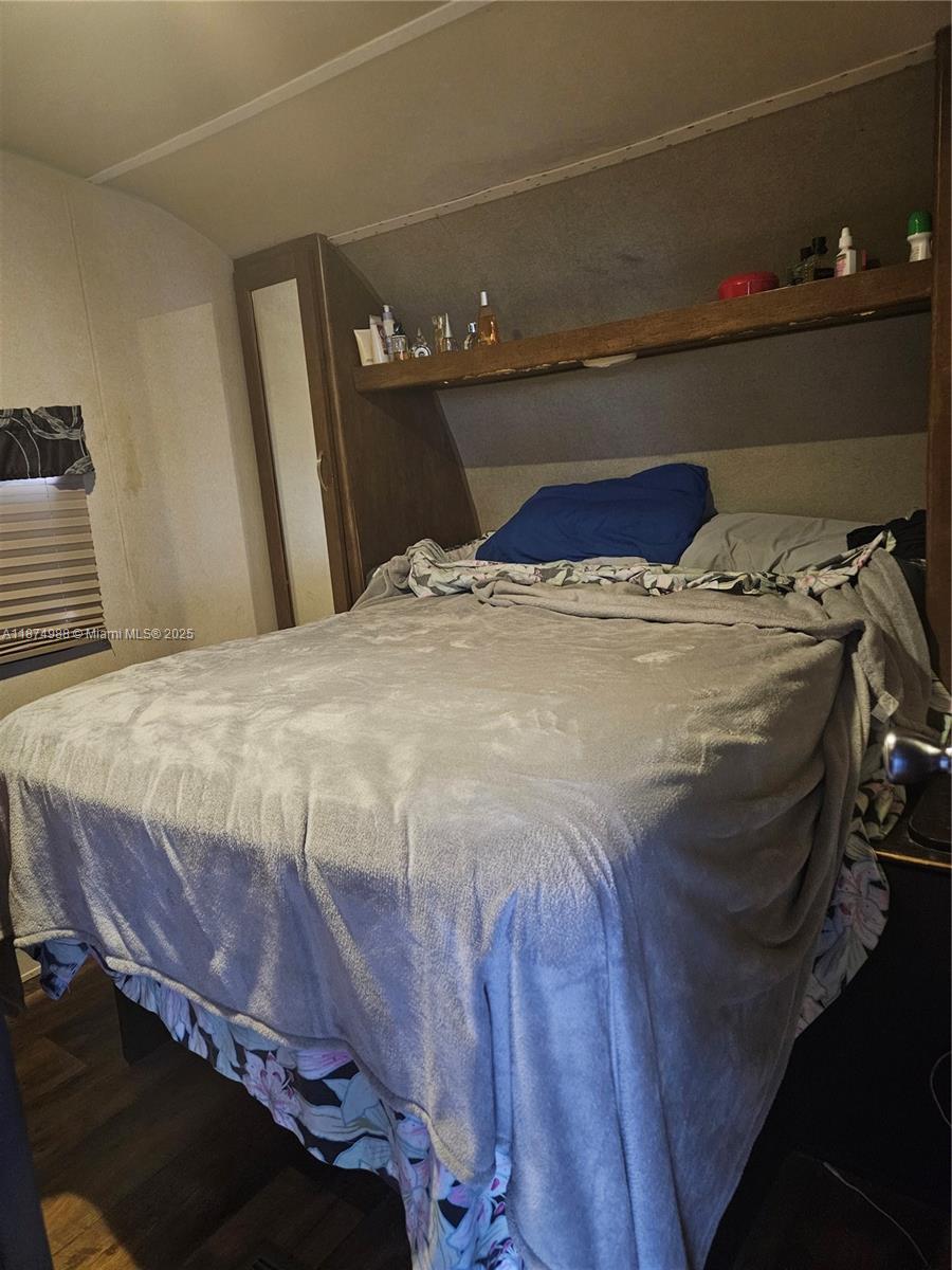 325 Calusa St #259 Property Photo 6