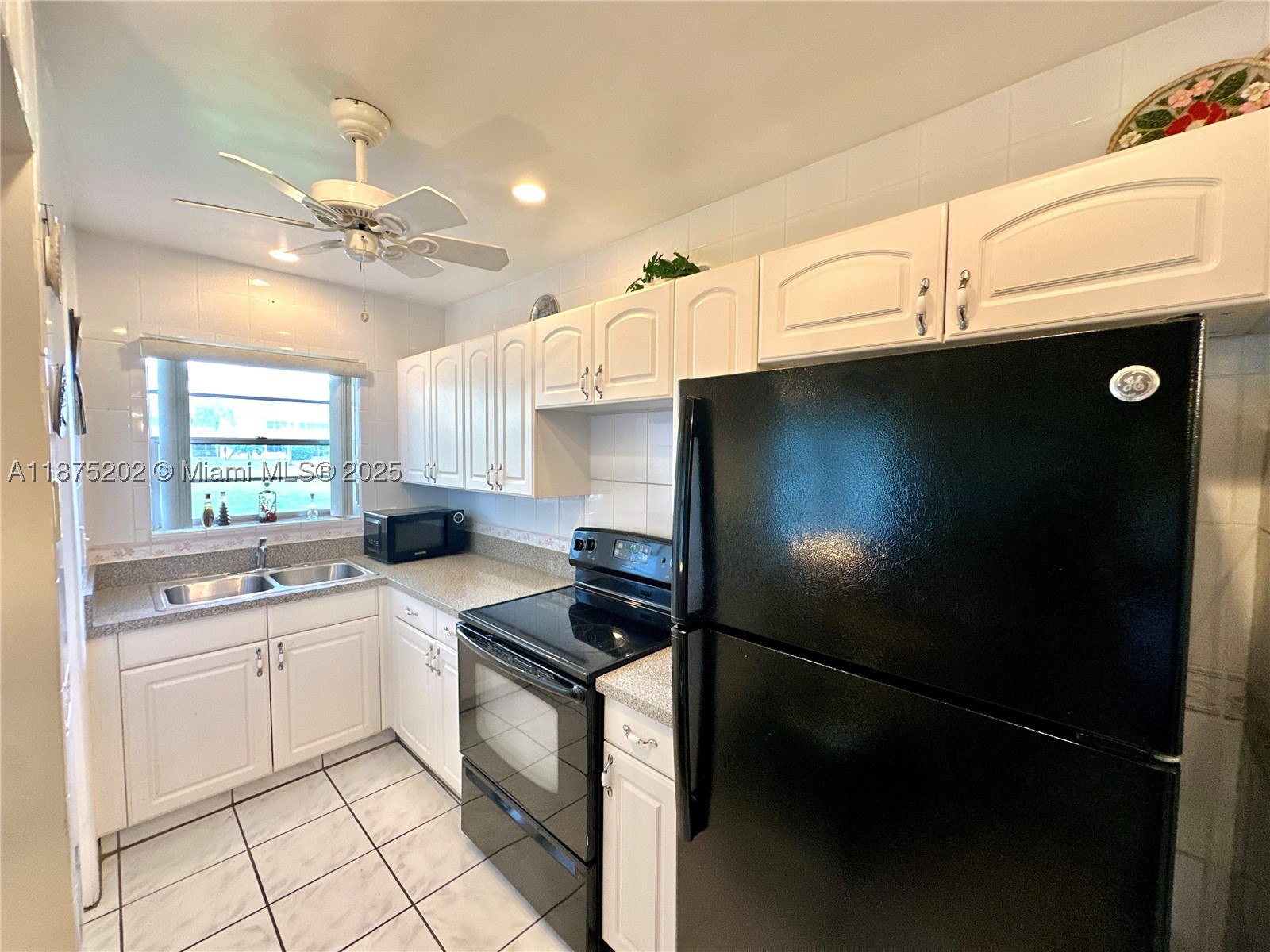 5300 Washington St A139 Property Photo 7