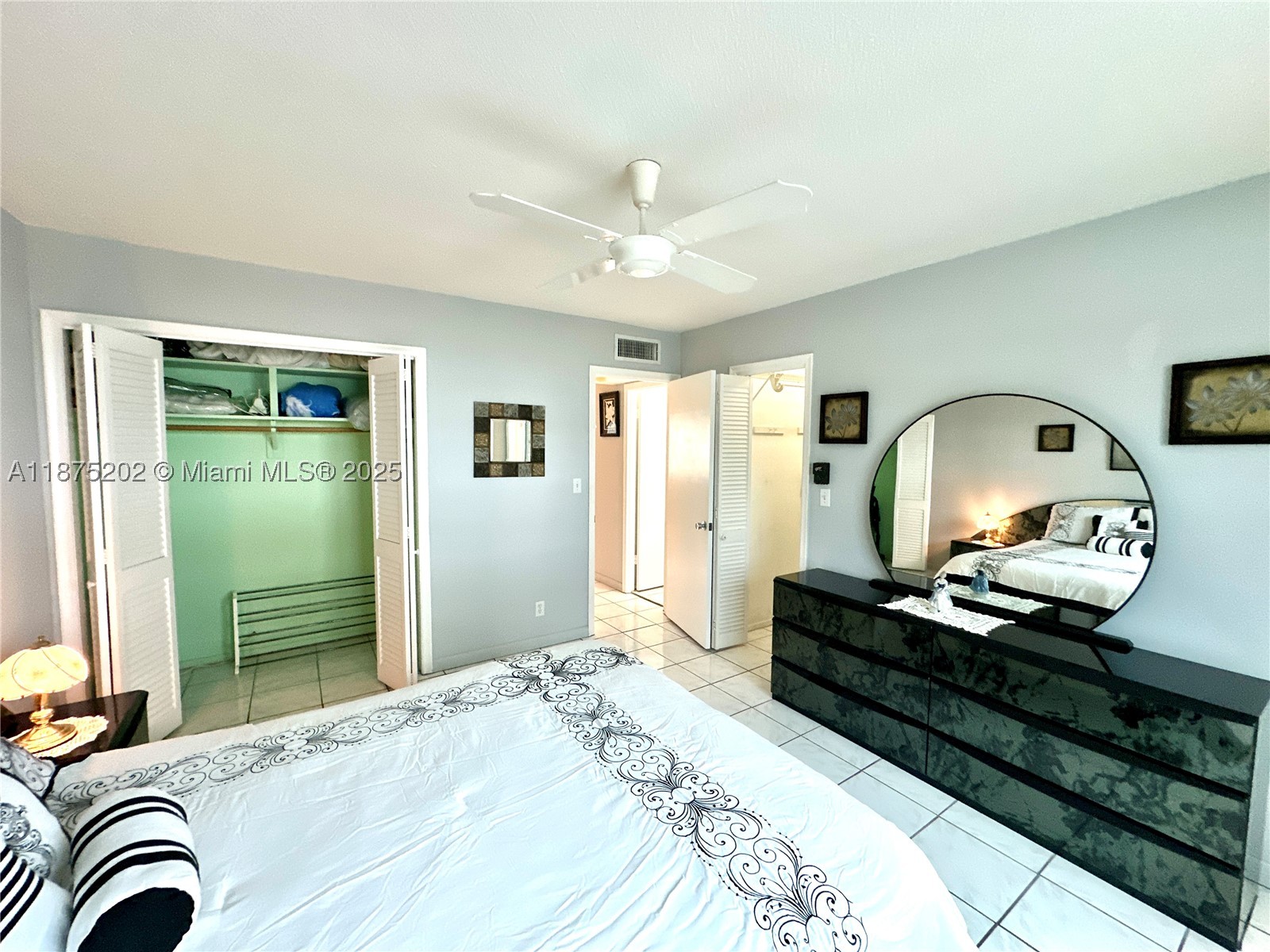 5300 Washington St A139 Property Photo 16