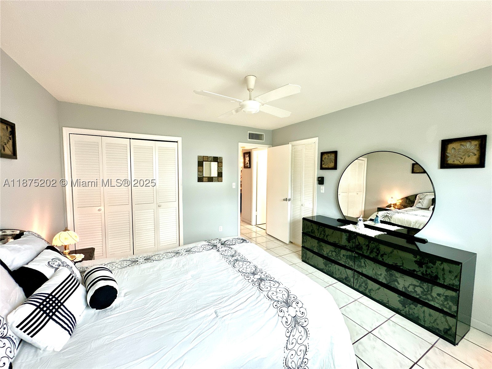 5300 Washington St A139 Property Photo 21