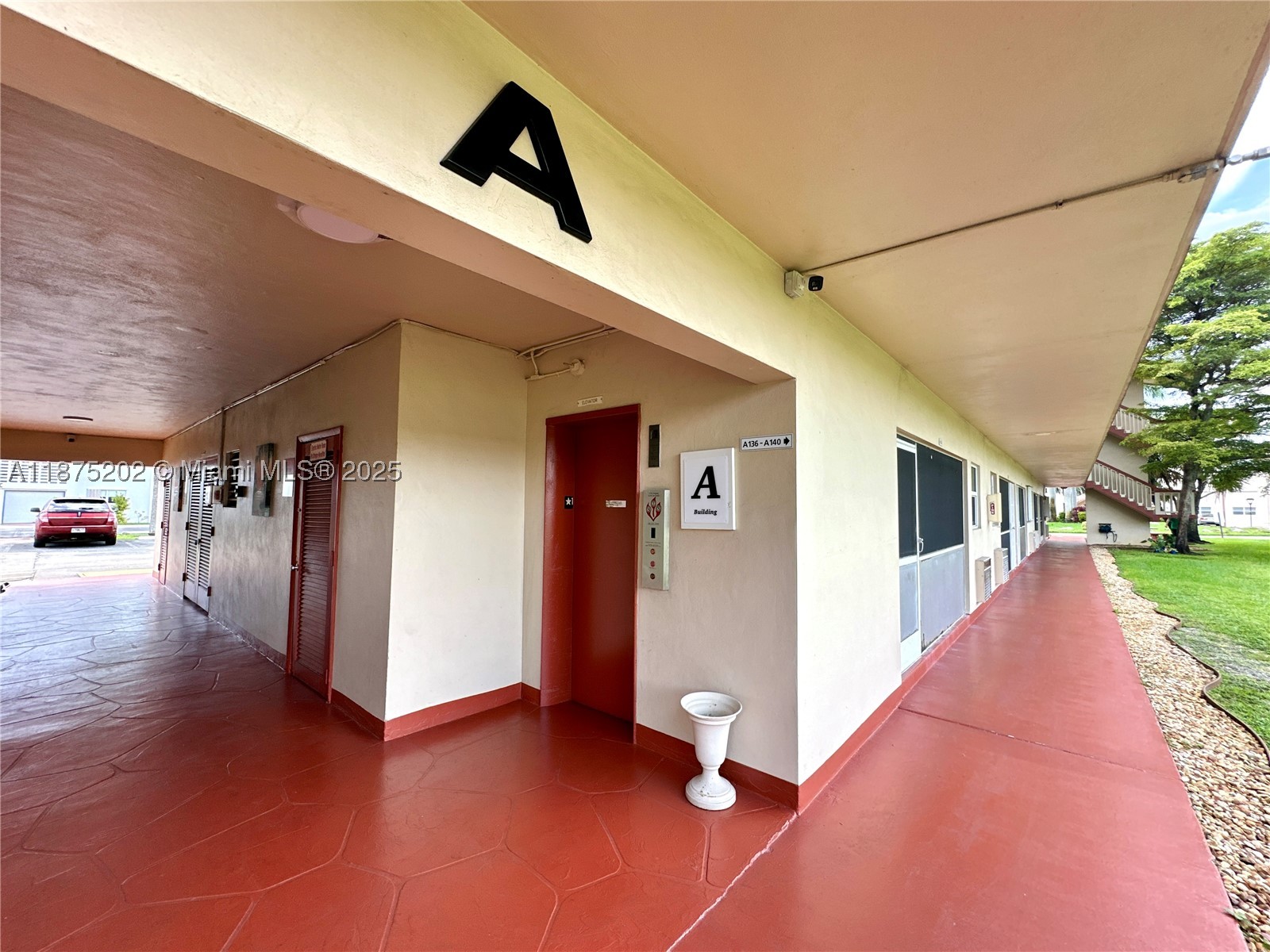 5300 Washington St A139 Property Photo 23