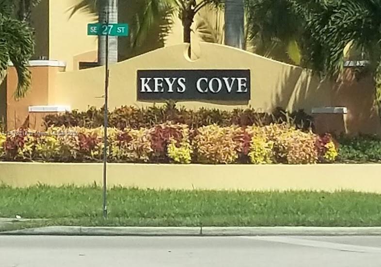 1651 SE 28th Ct 101 Property Photo 1