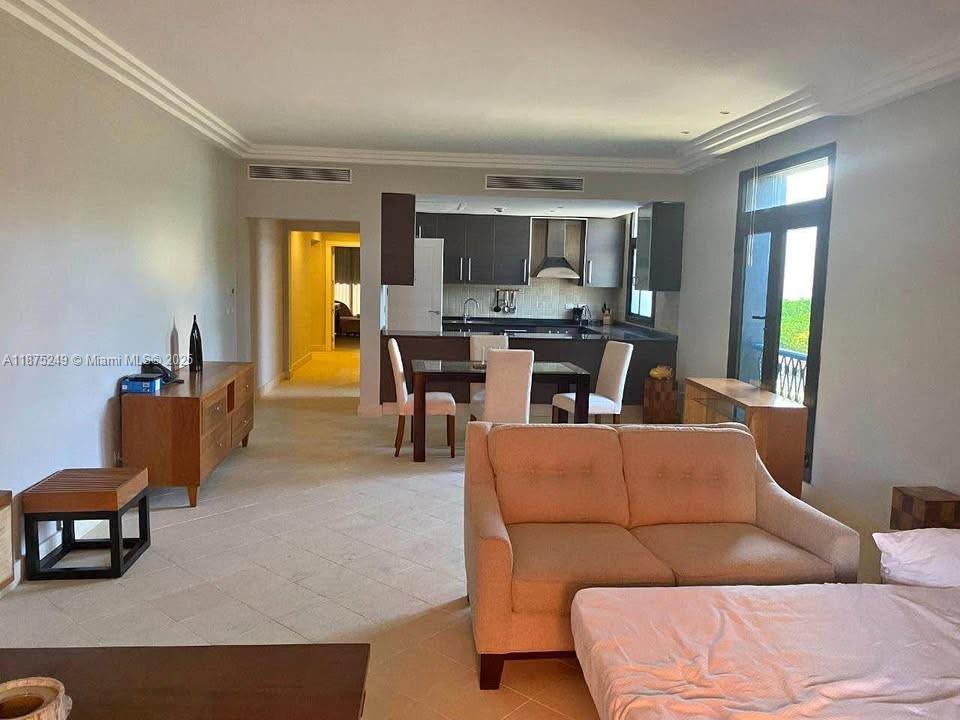 A11875249 Property Photo 1