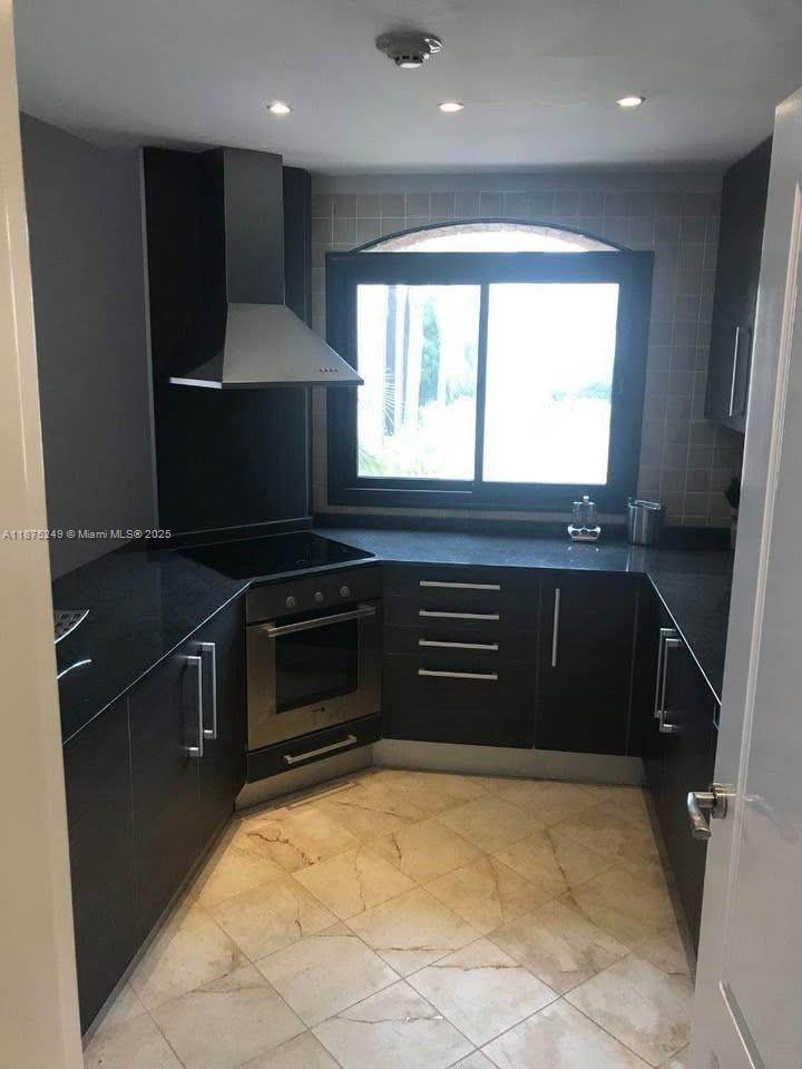A11875249 Property Photo 7