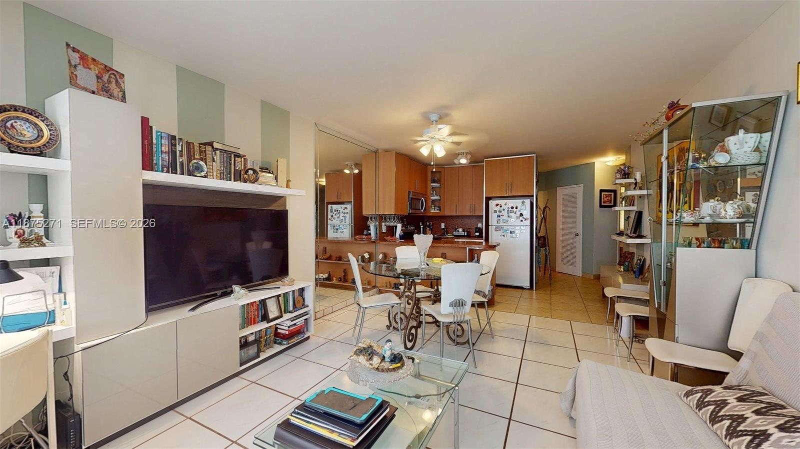 1936 S Ocean Dr 11d Property Photo 2
