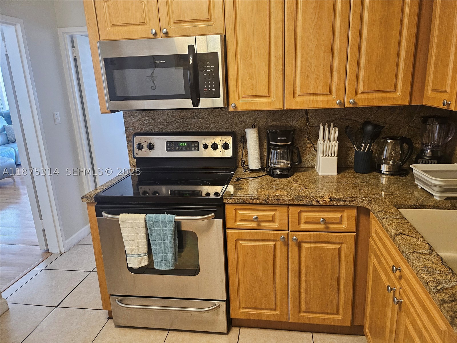 5161 Collins Ave 603 Property Photo 11