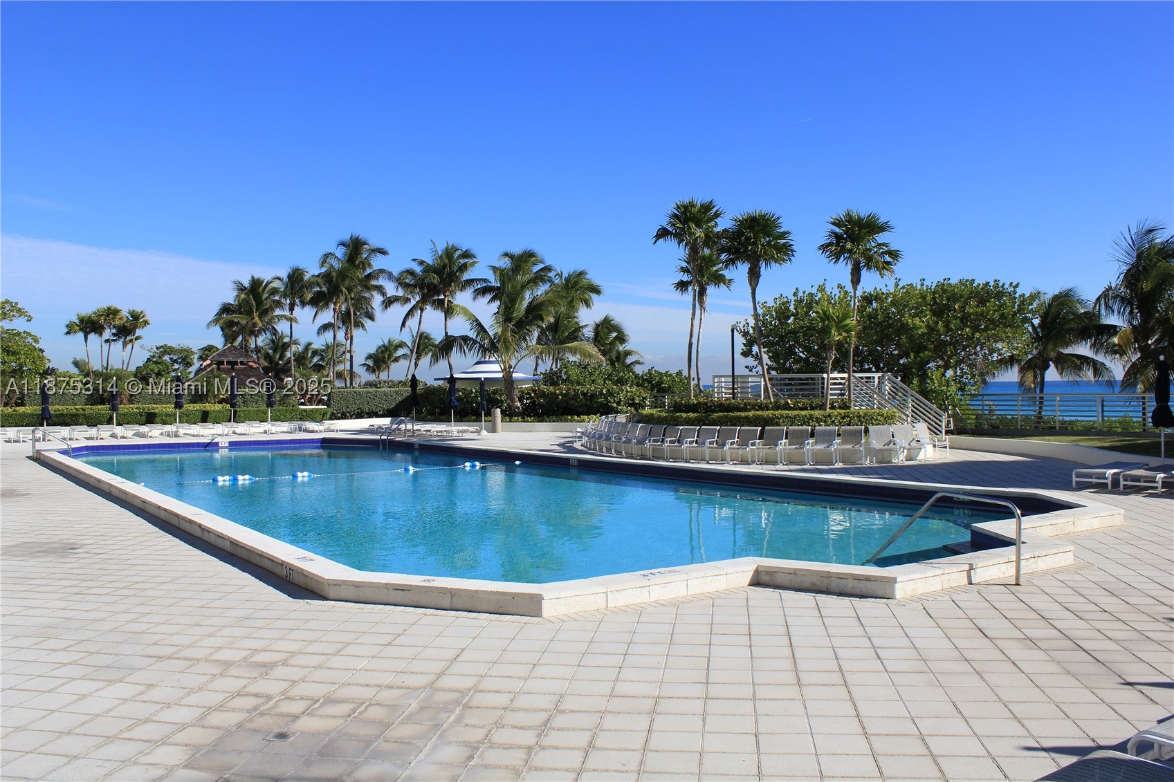 5161 Collins Ave 603 Property Photo 40