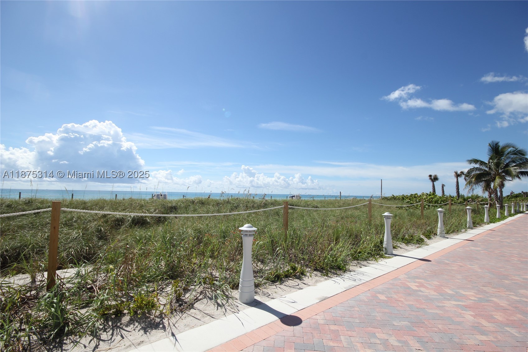 5161 Collins Ave 603 Property Photo 54