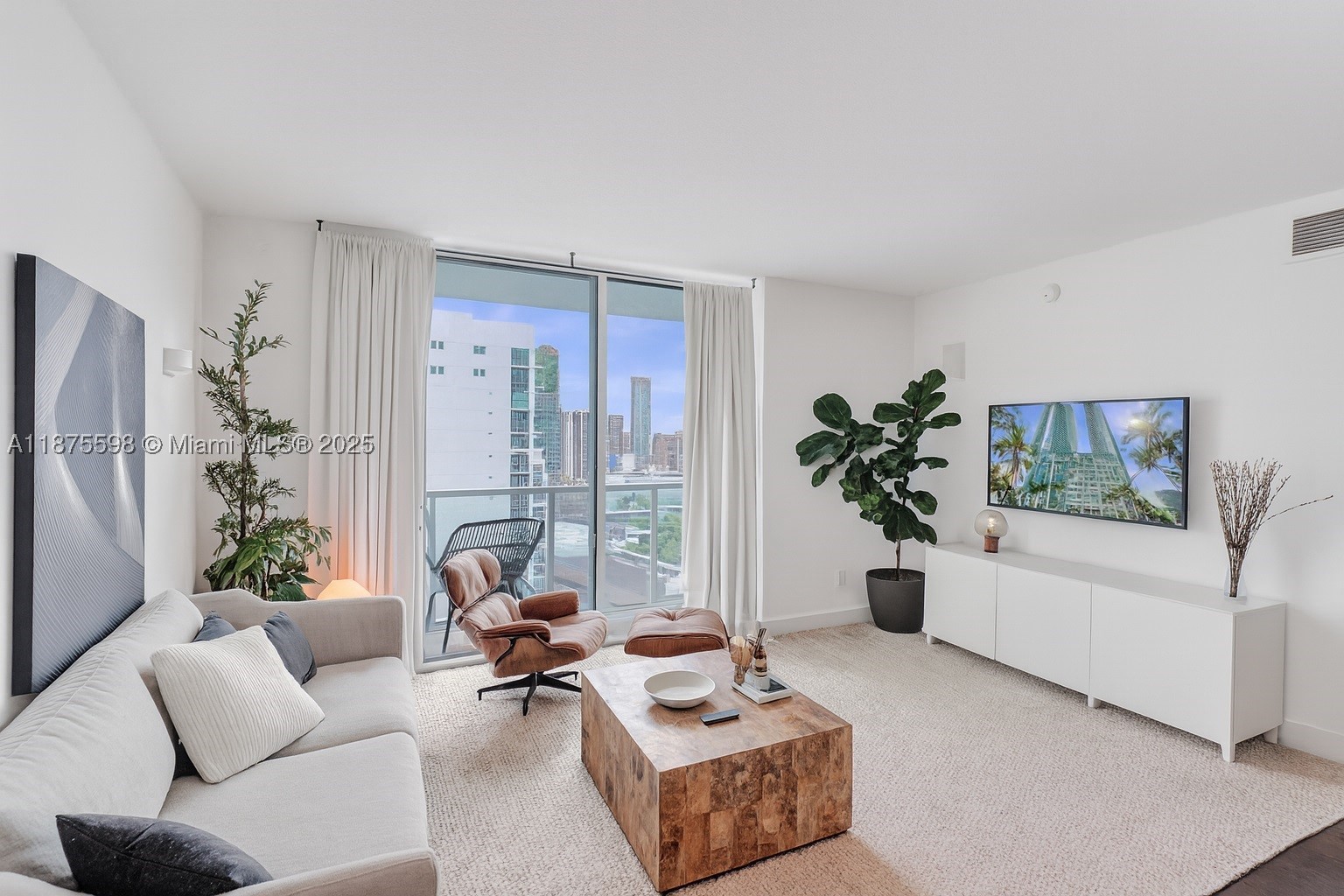 1900 N Bayshore Dr 3207 Property Photo 1