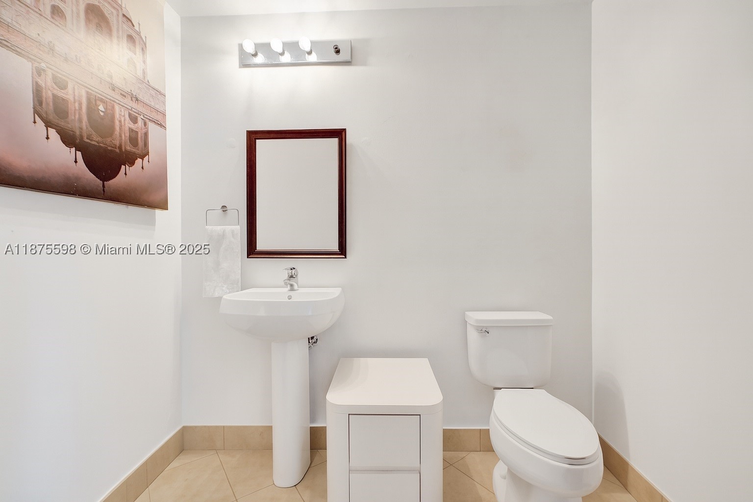 1900 N Bayshore Dr 3207 Property Photo 11