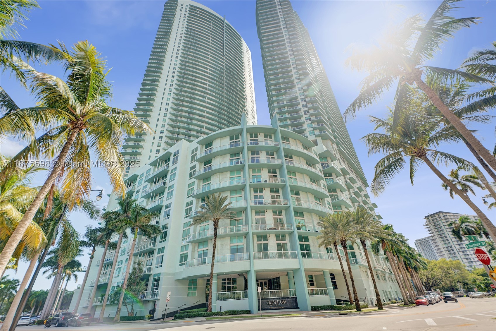 1900 N Bayshore Dr 3207 Property Photo 20