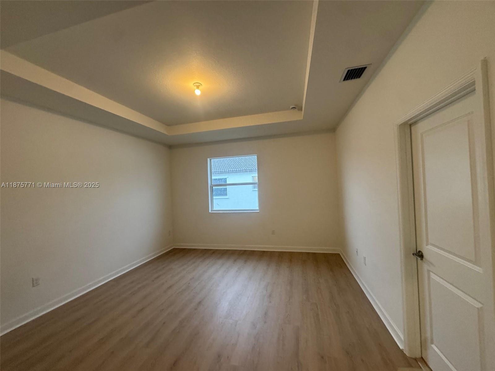 2516 Se 27th Dr 2439 Property Photo 3