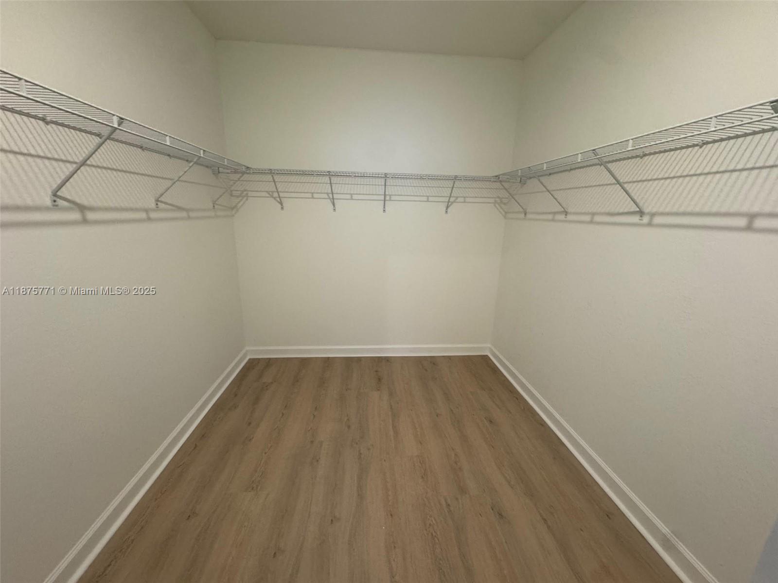 2516 Se 27th Dr 2439 Property Photo 4