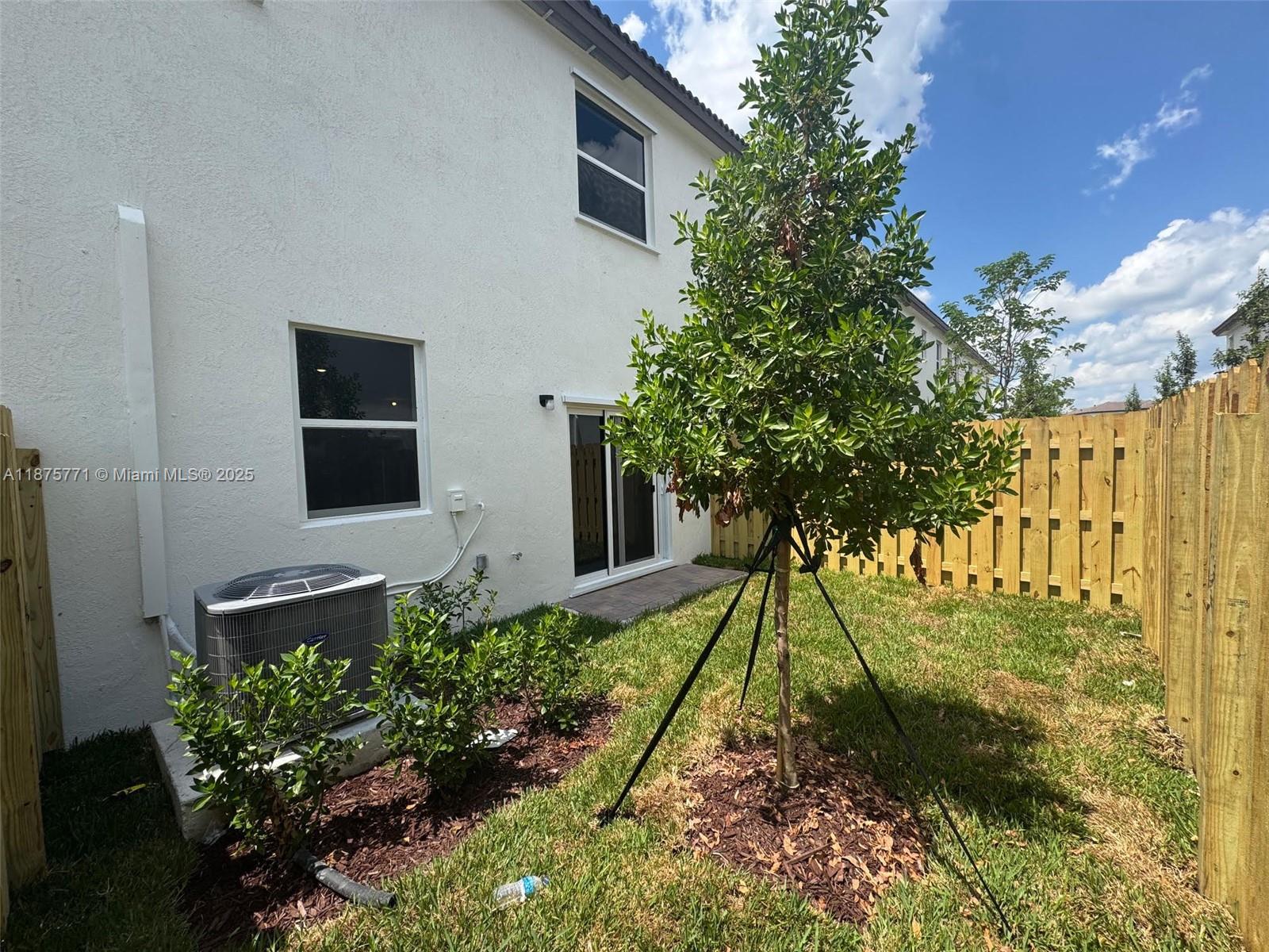 2516 Se 27th Dr 2439 Property Photo 14