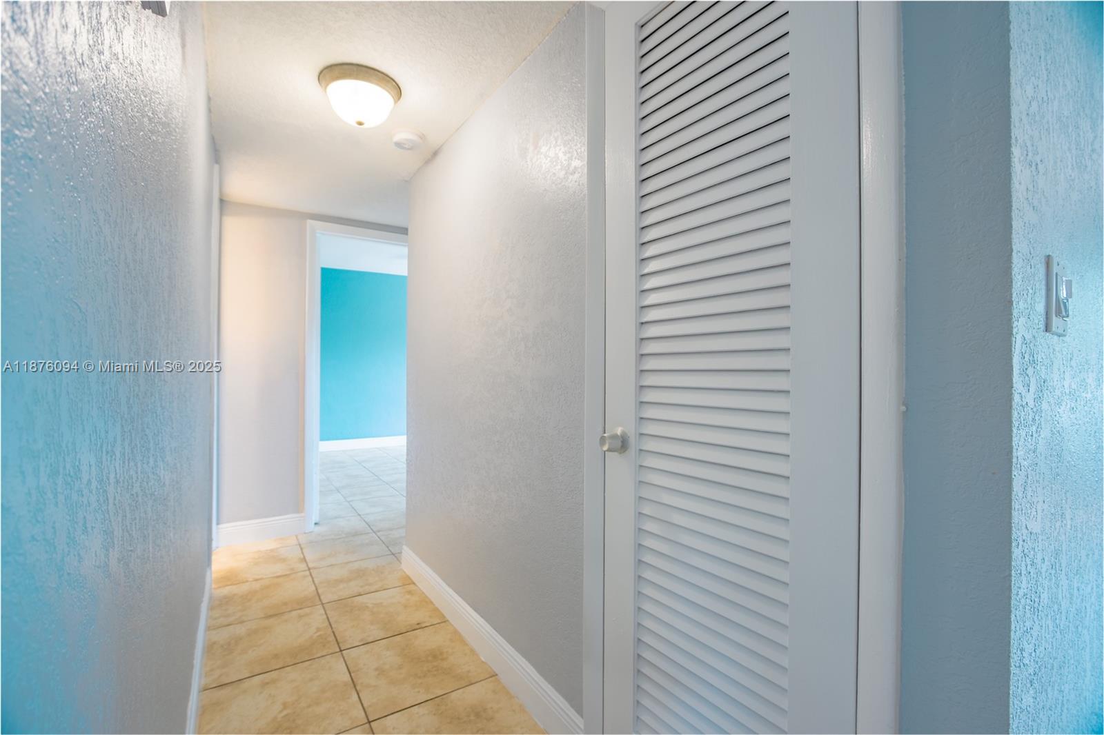 120 Royal Palm Rd 315 Property Photo 6