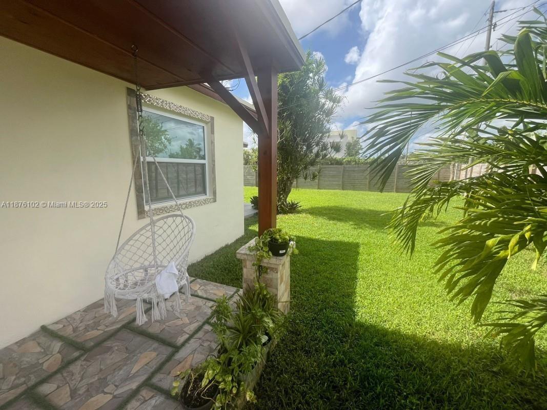 1129 Nw 5th Ave Property Photo 9