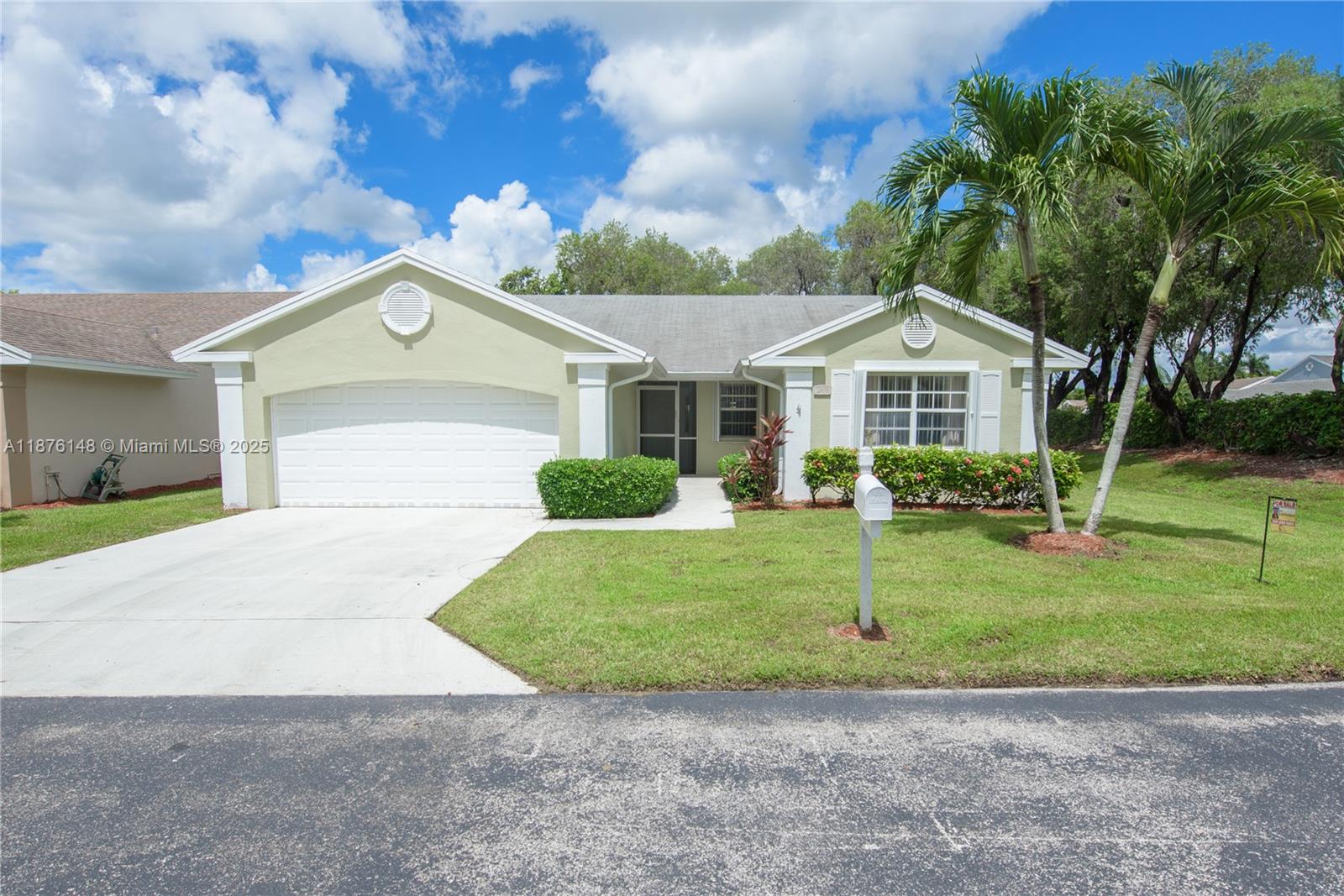 2585 Se 7th Pl Property Photo 1