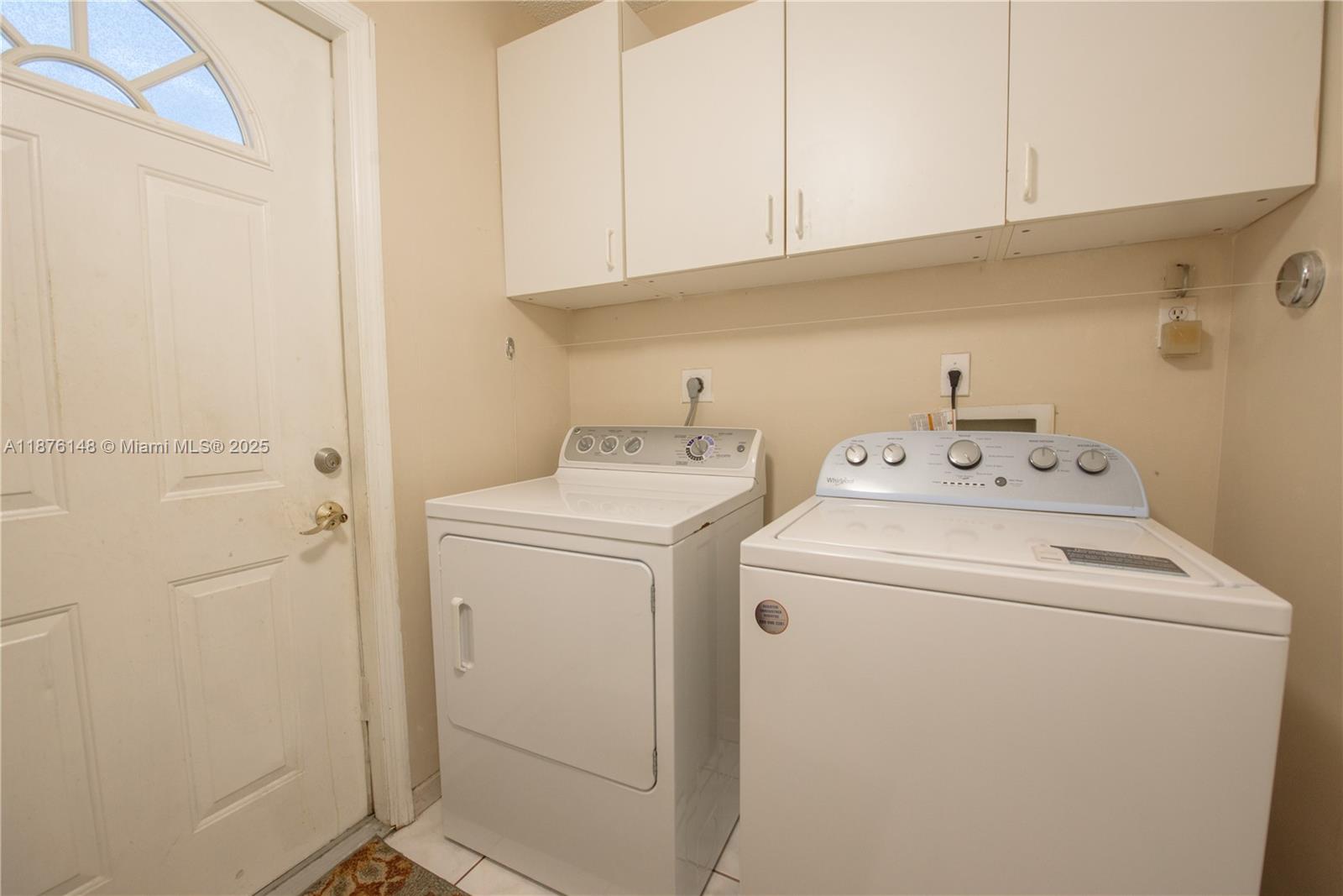 2585 Se 7th Pl Property Photo 18