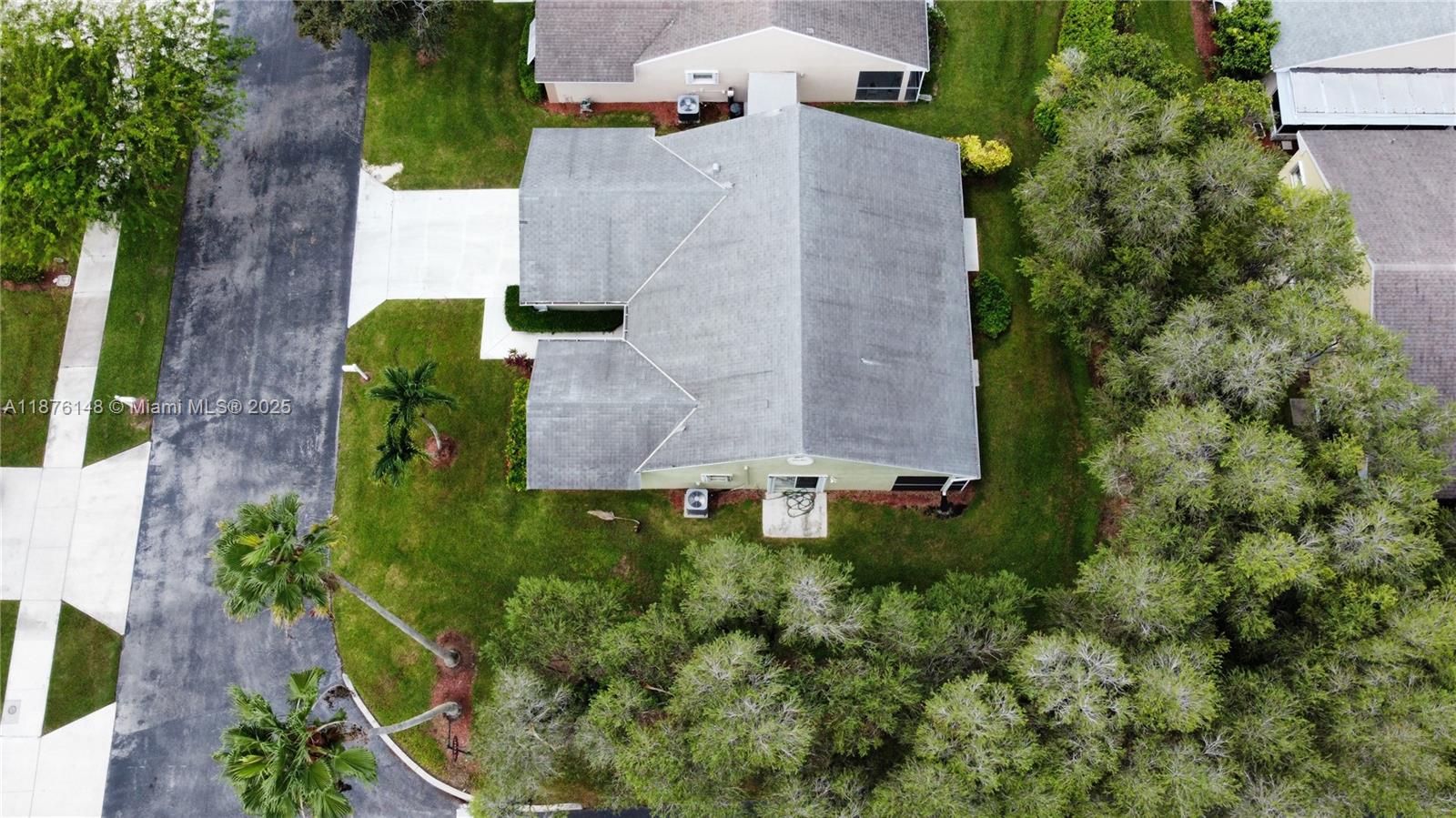 2585 Se 7th Pl Property Photo 28