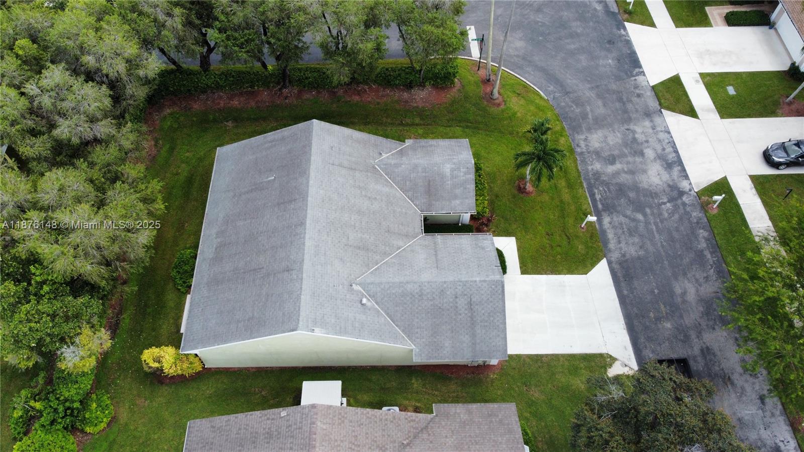 2585 Se 7th Pl Property Photo 30