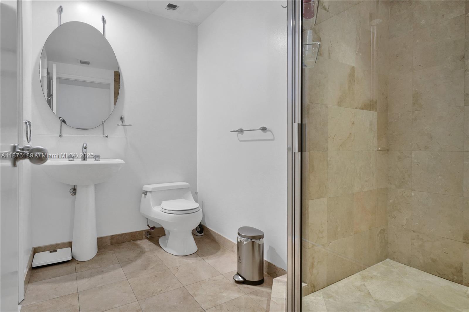 808 Brickell Key Dr 2506 Property Photo 22