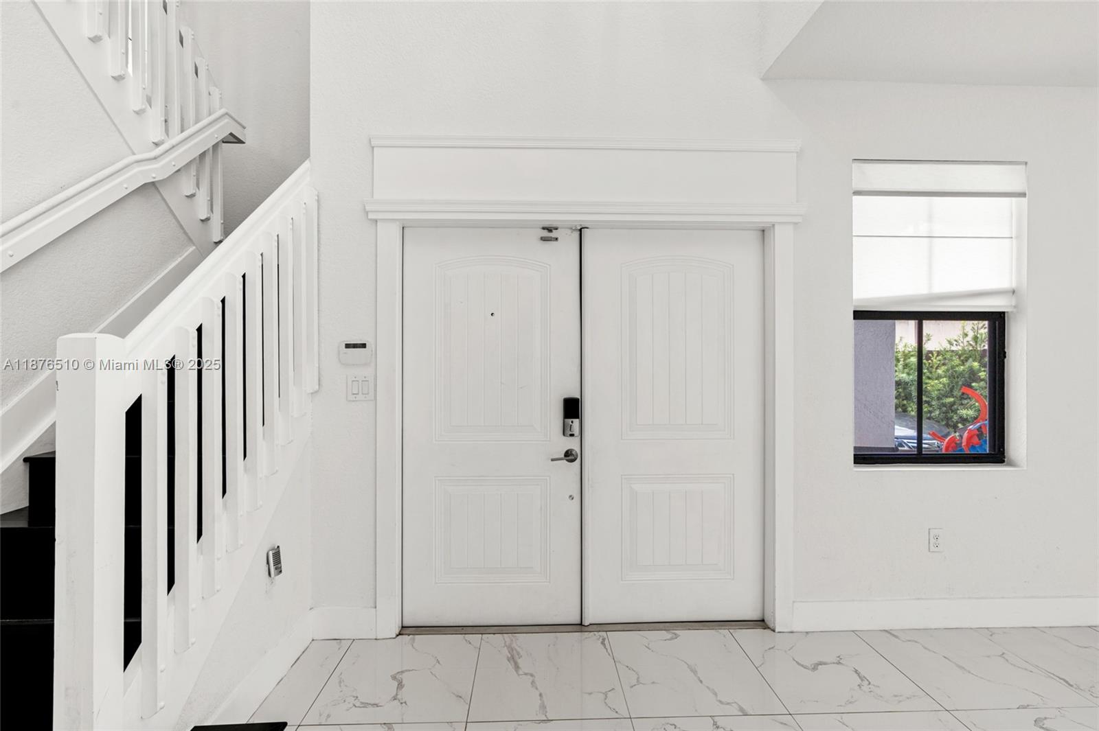 A11876510 Property Photo 5