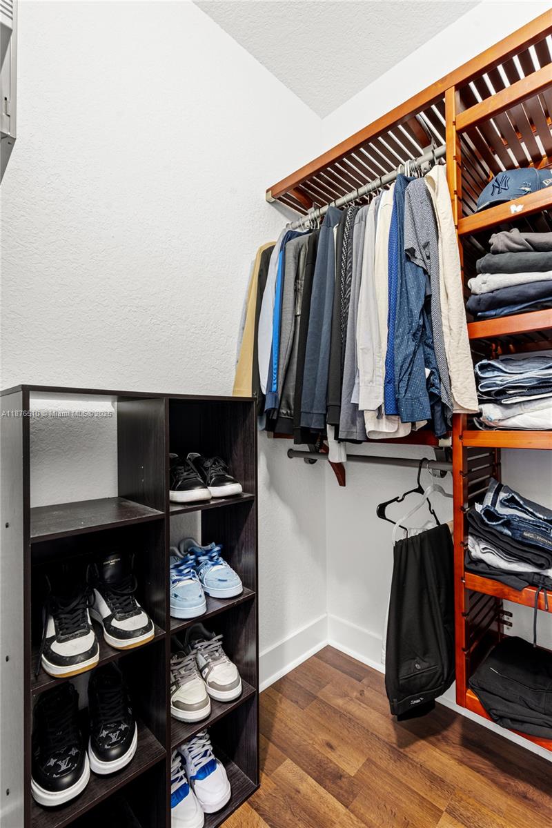 A11876510 Property Photo 45