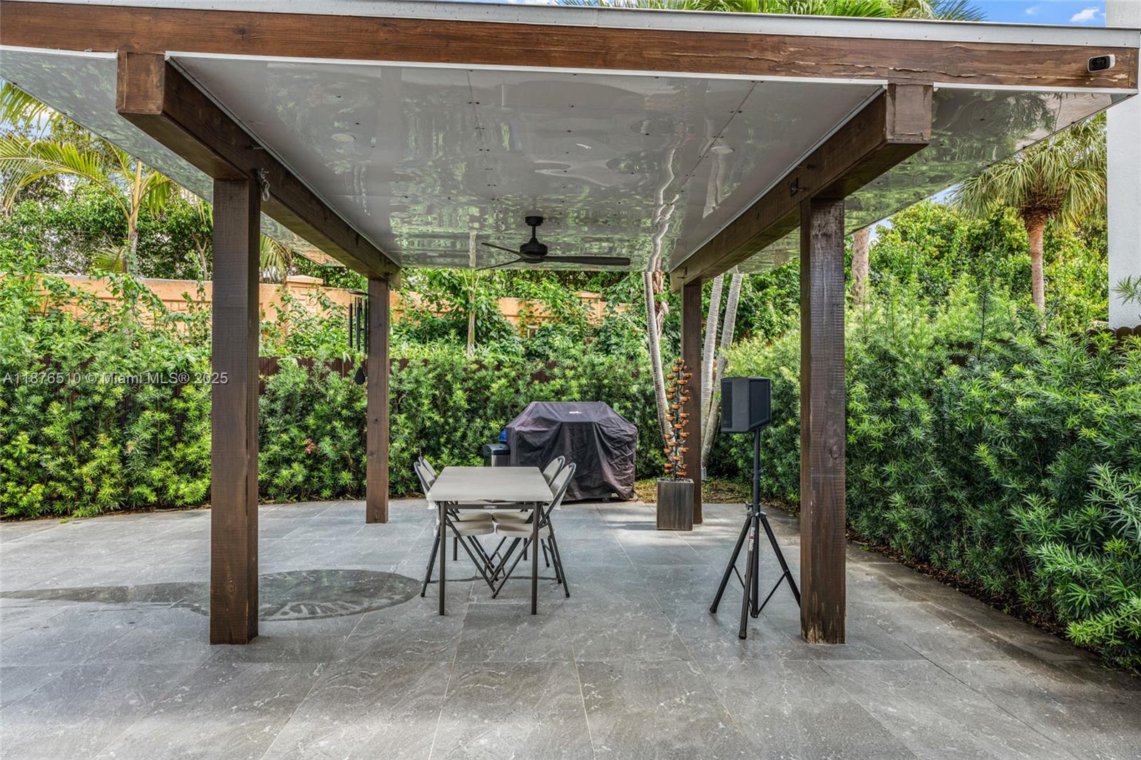 A11876510 Property Photo 52