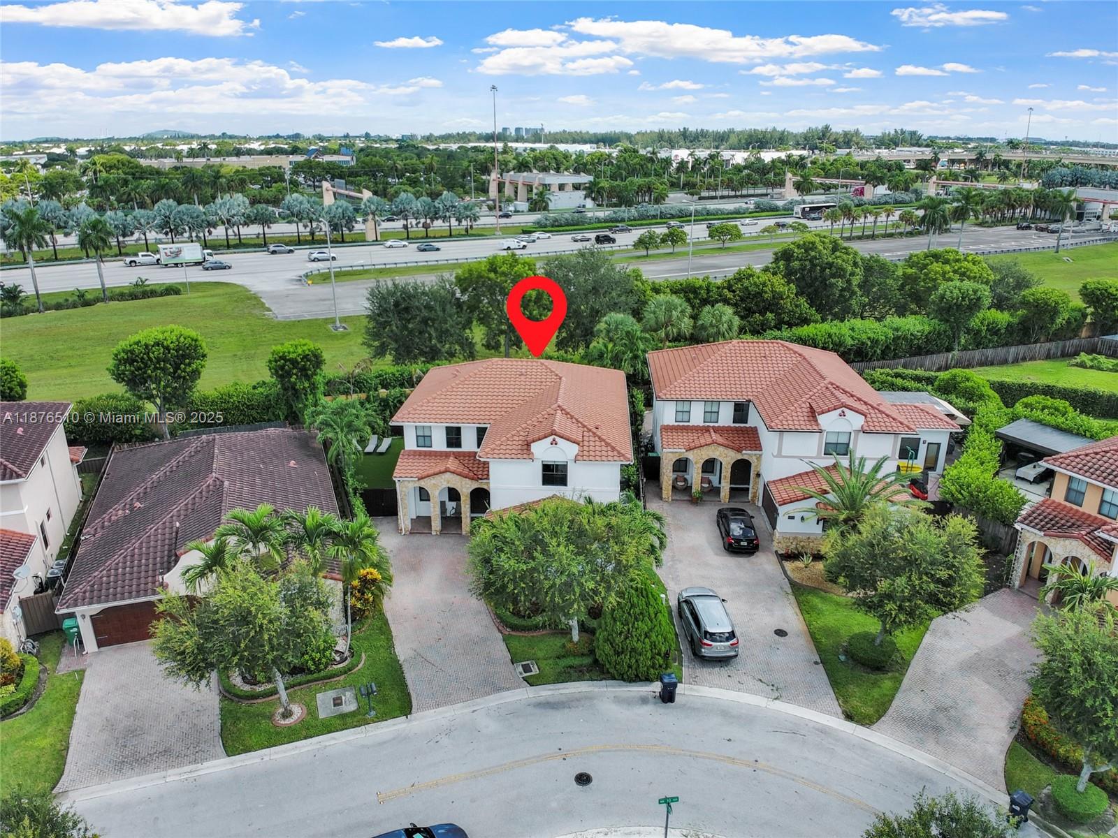 A11876510 Property Photo 56