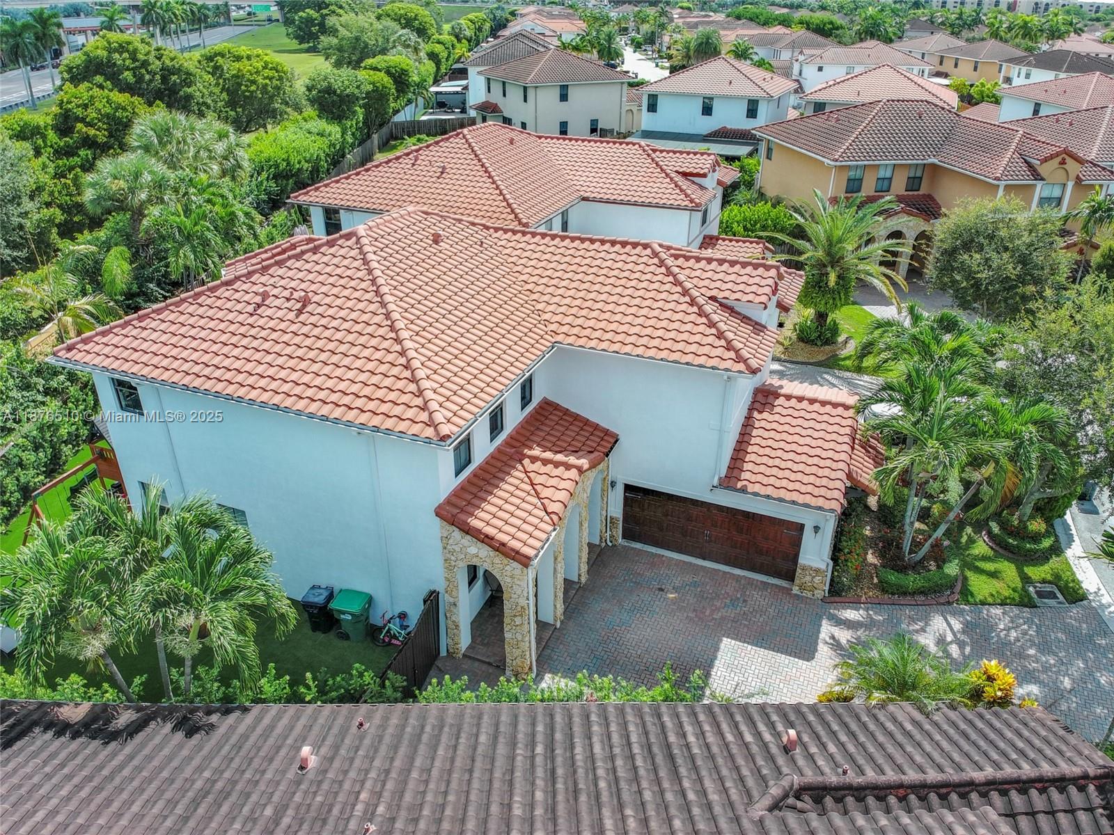 A11876510 Property Photo 59