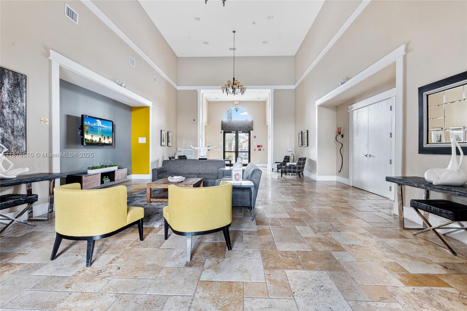 A11876510 Property Photo 62