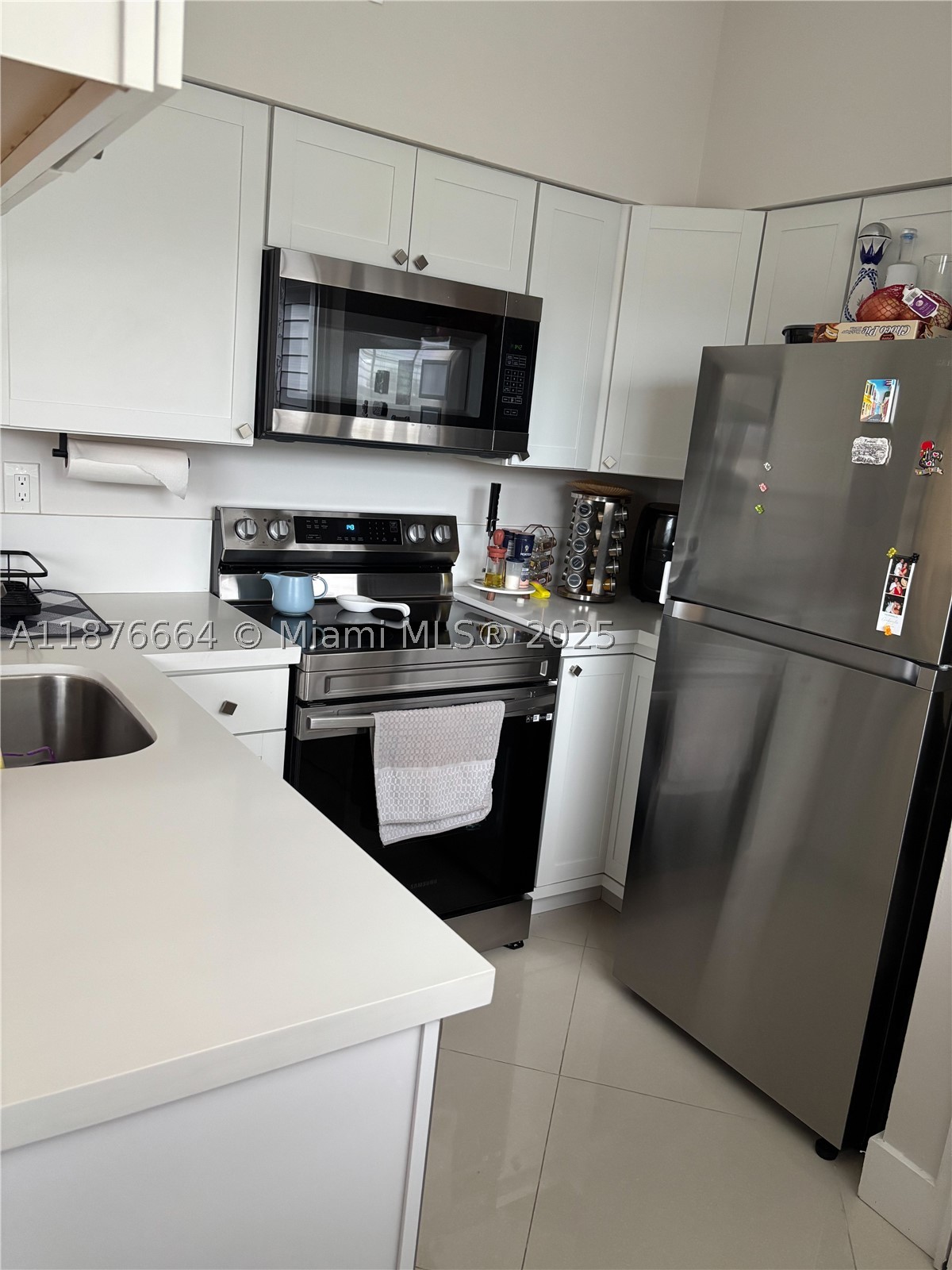 1851 Nw 96th Ter 6b Property Photo 4
