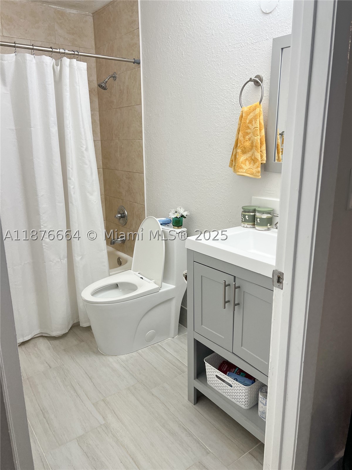 1851 Nw 96th Ter 6b Property Photo 6