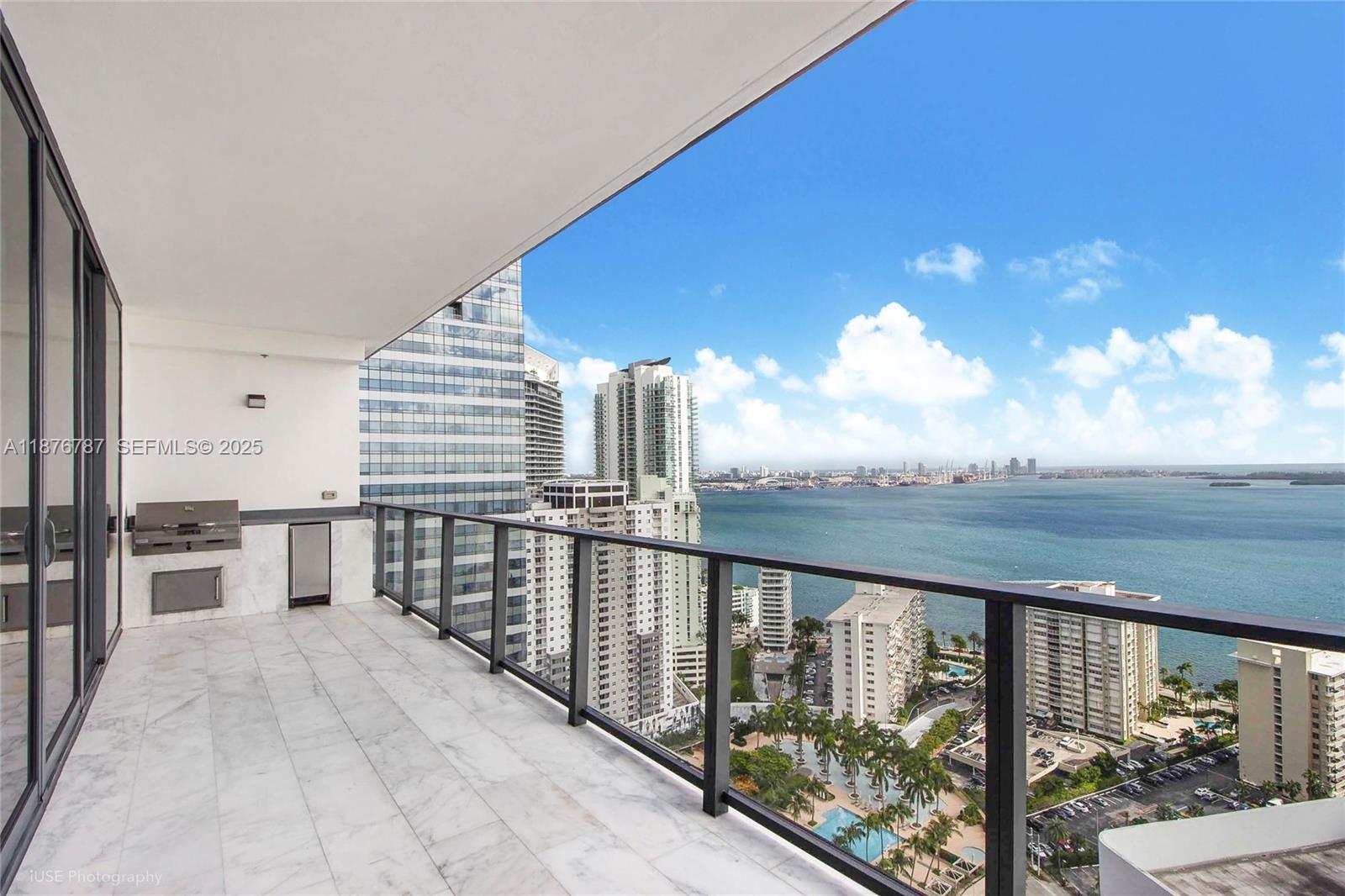 1451 Brickell Ave 3102 Property Photo 2
