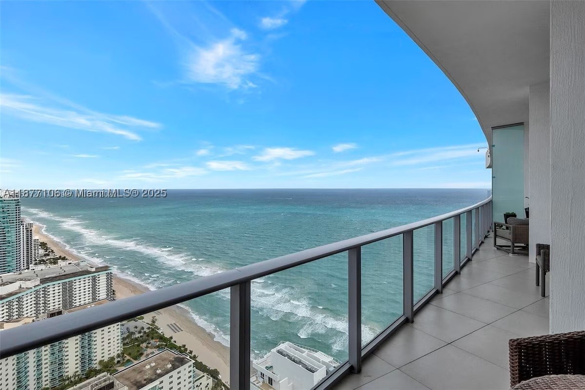 4111 S Ocean Dr Ph4106 Property Photo 29