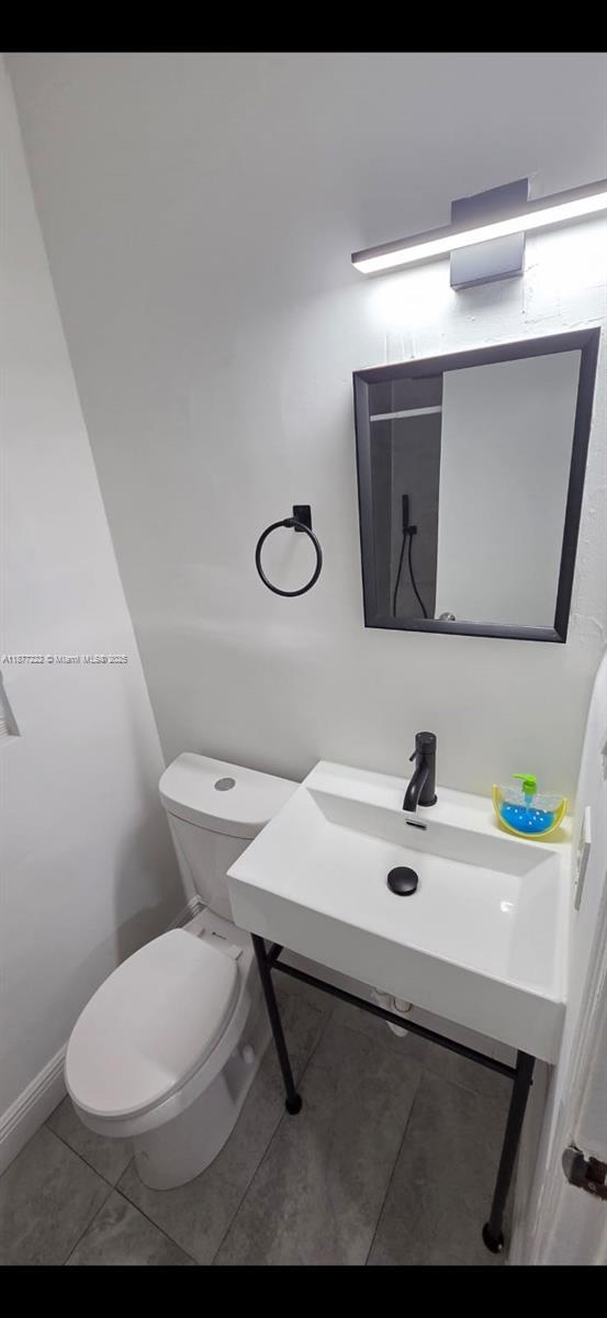 855 NW 3rd Ter 6 Property Photo 1