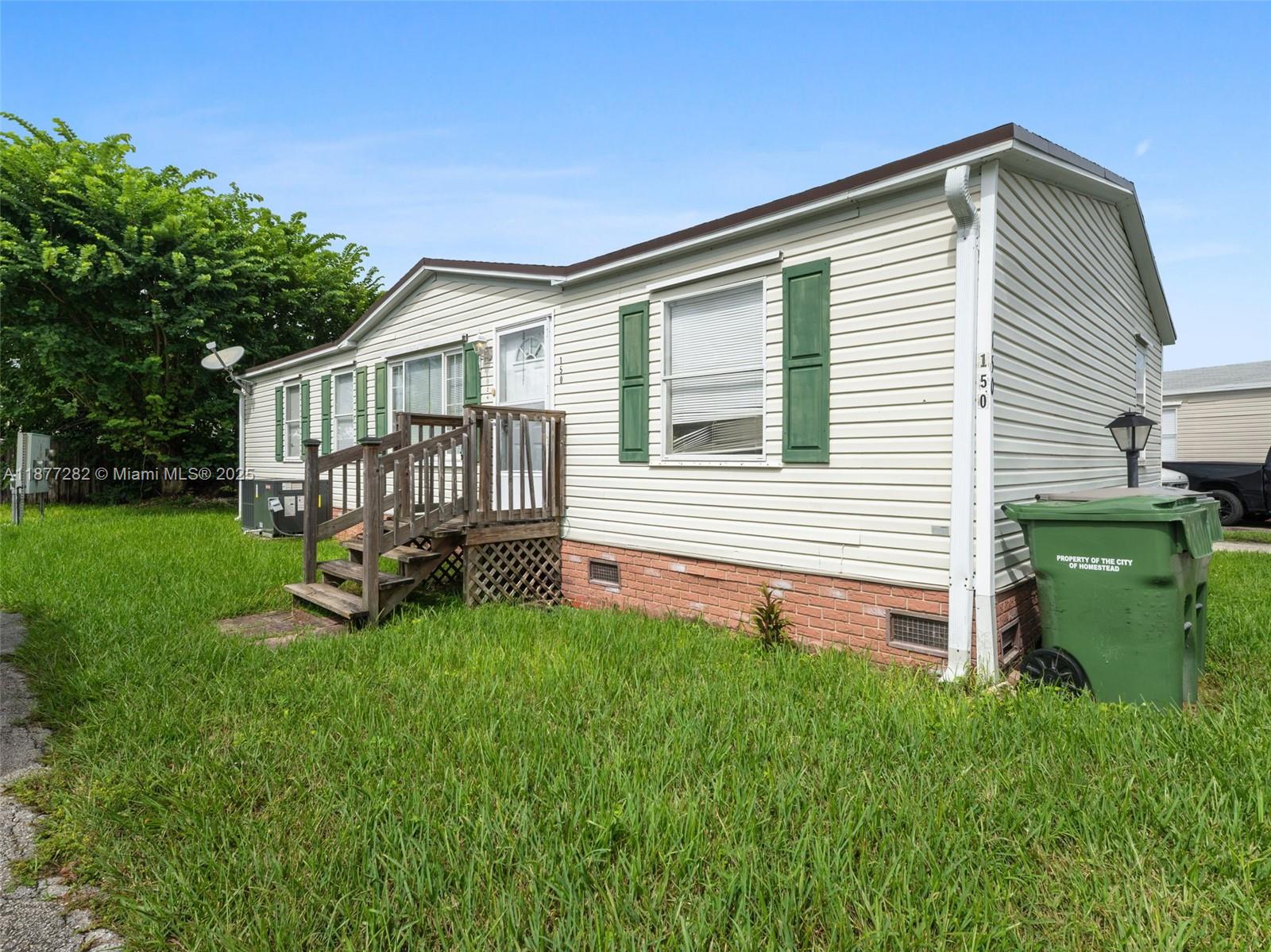 220 Ne 12th Ave Lot 150 Property Photo 3