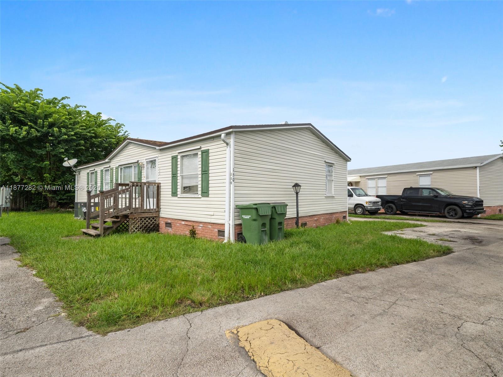 220 Ne 12th Ave Lot 150 Property Photo 4