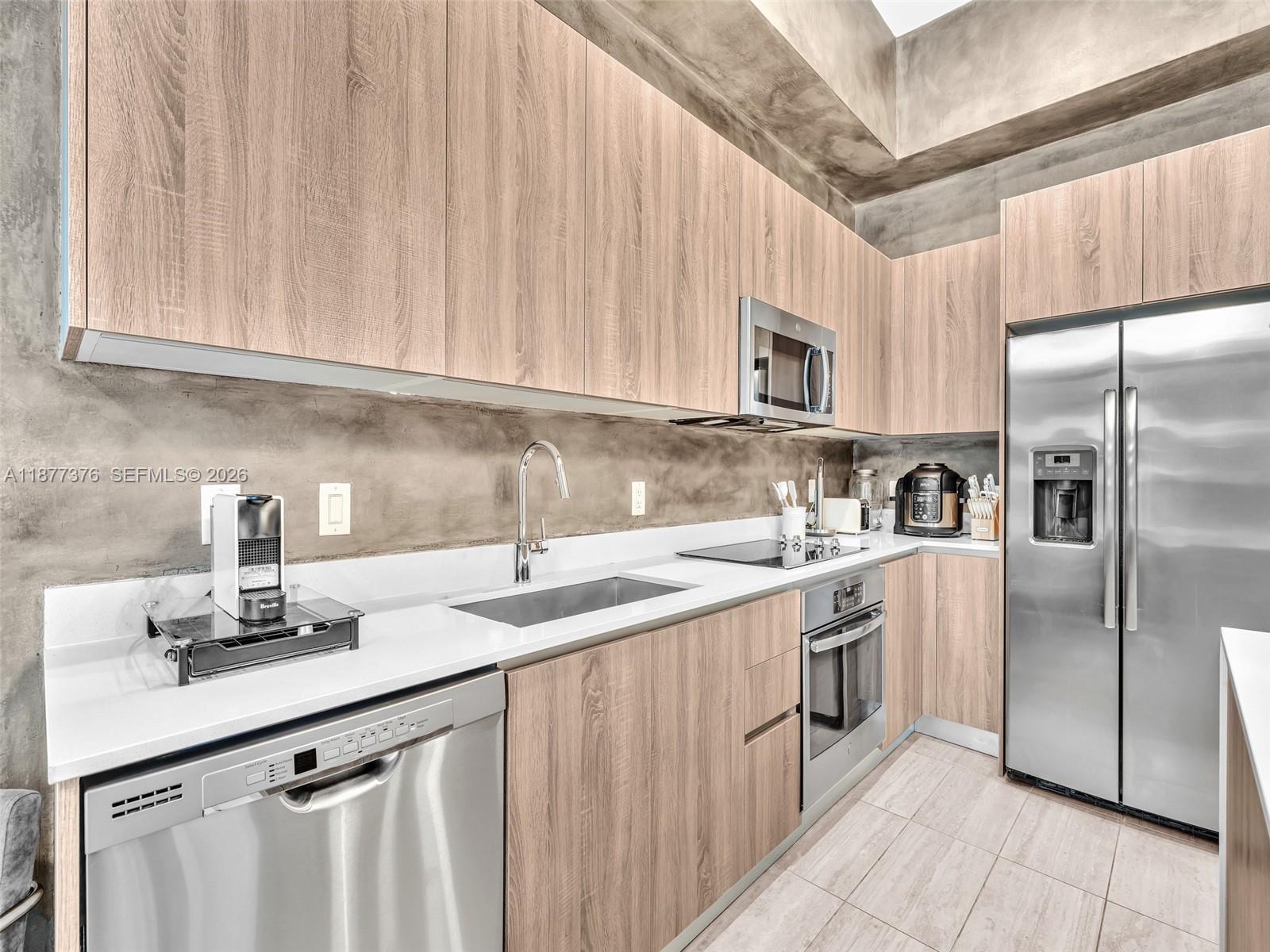 3900 Biscayne Blvd S-616 Property Photo 8