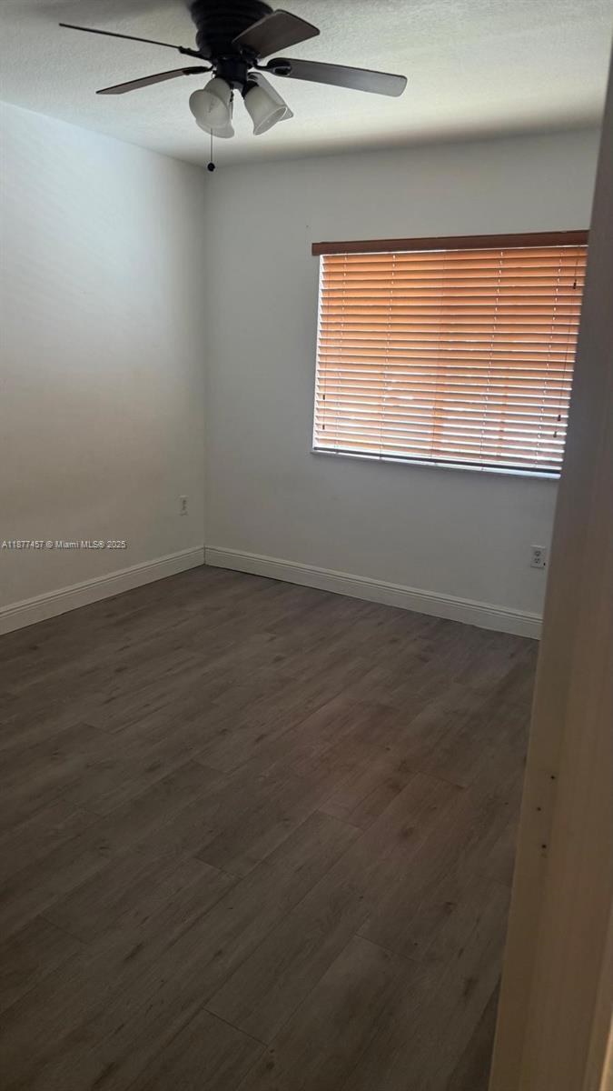 2650 Se 12th Pl 103 Property Photo 9