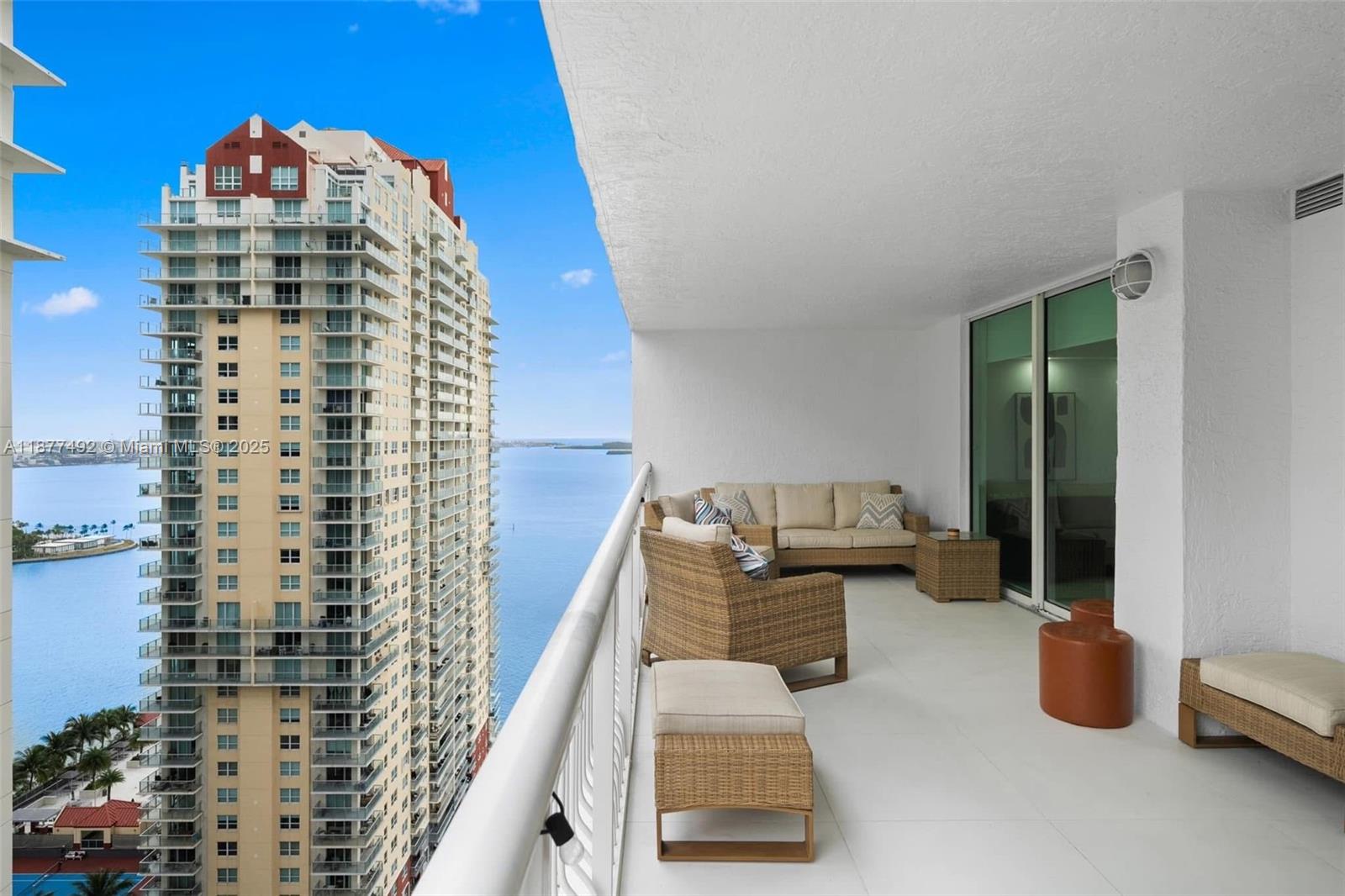 1200 Brickell Bay Dr 2812 Property Photo 5