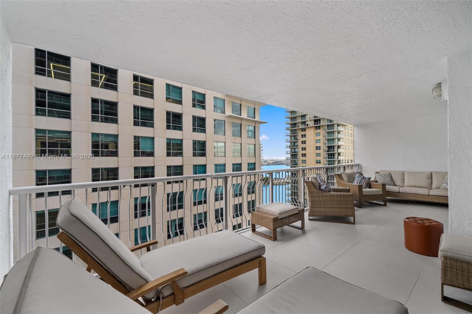 1200 Brickell Bay Dr 2812 Property Photo 8