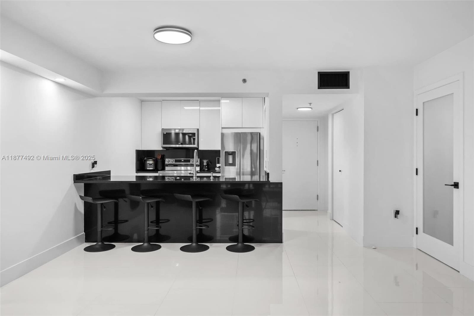 1200 Brickell Bay Dr 2812 Property Photo 11
