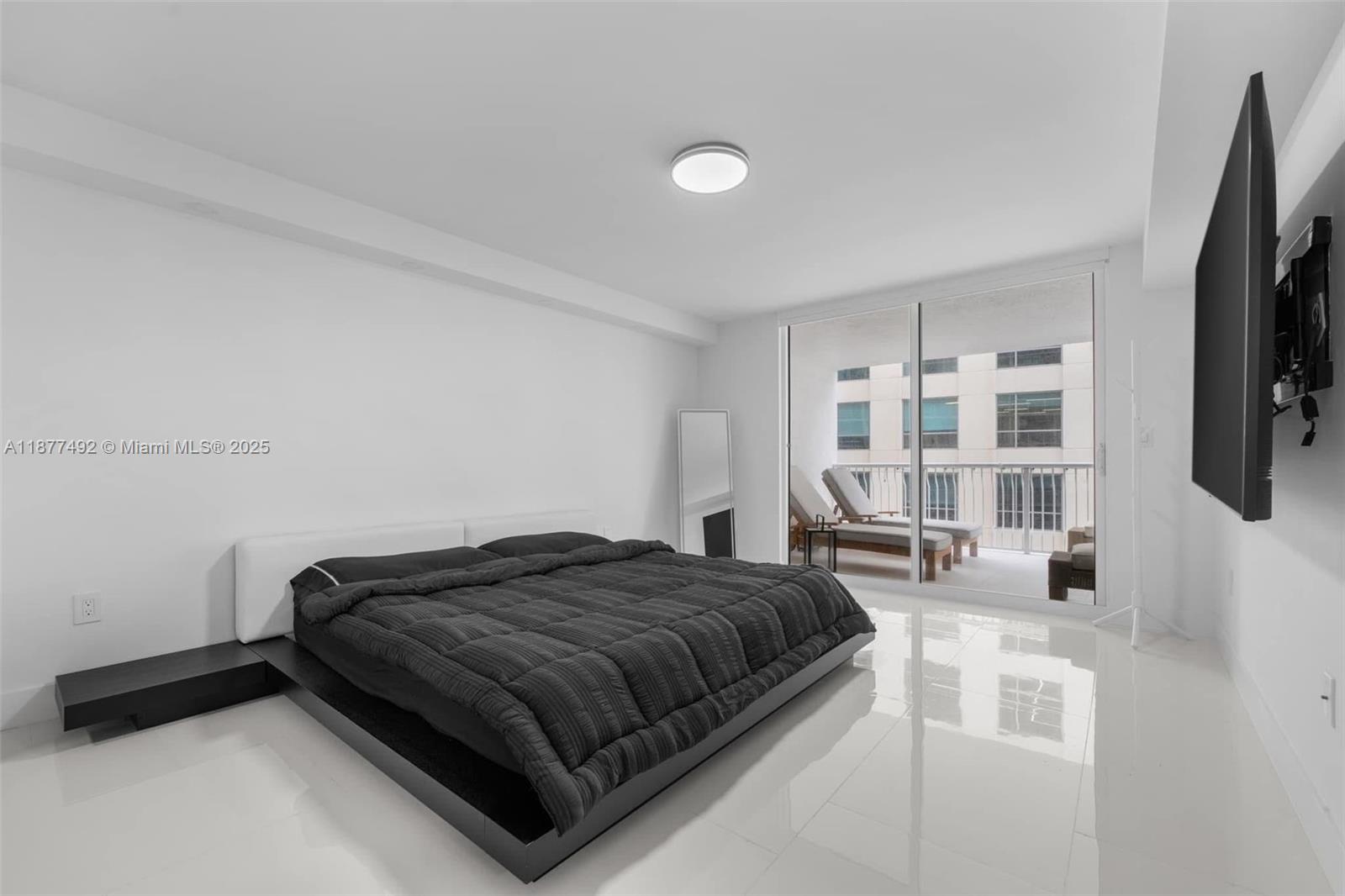 1200 Brickell Bay Dr 2812 Property Photo 18