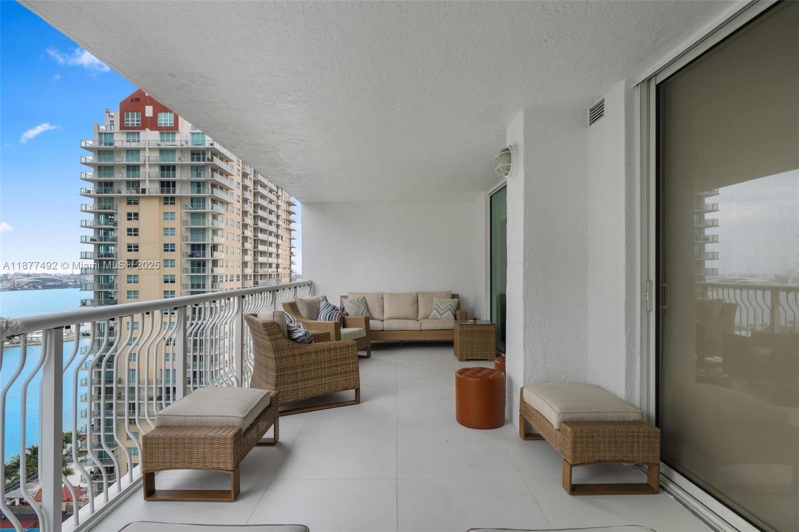 1200 Brickell Bay Dr 2812 Property Photo 22