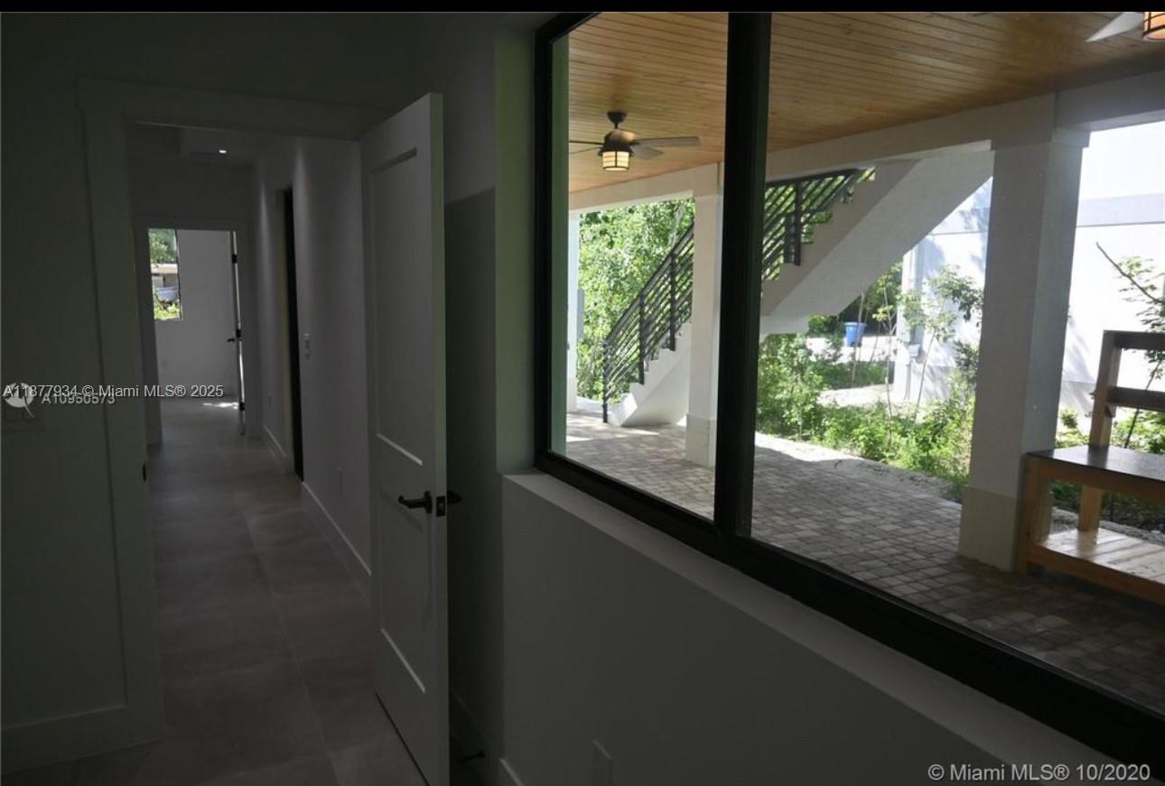 14 Coral Dr 1 Property Photo 7