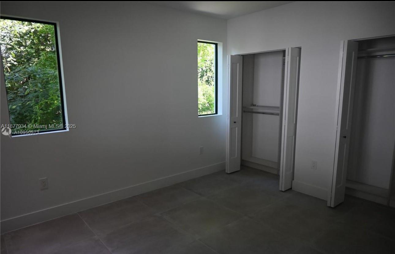 14 Coral Dr 1 Property Photo 10