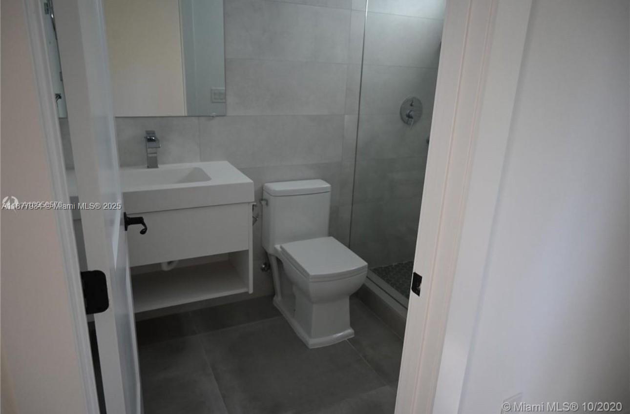 14 Coral Dr 1 Property Photo 15