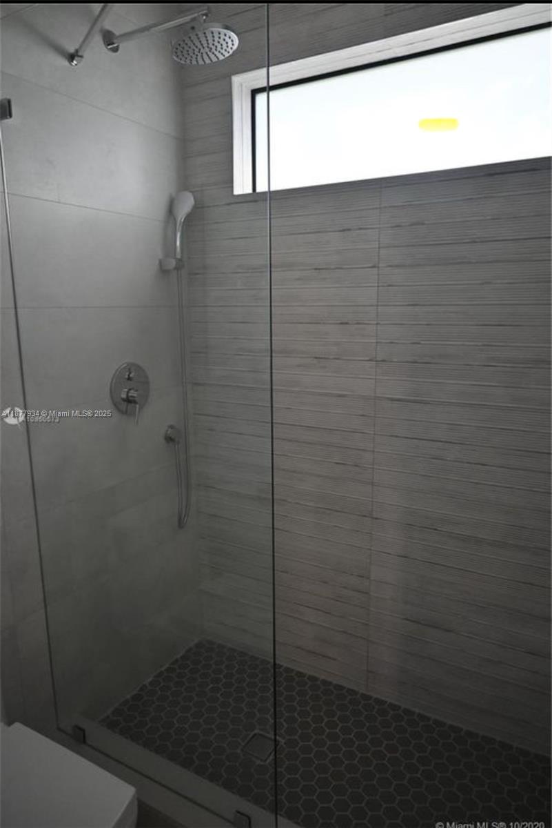 14 Coral Dr 1 Property Photo 17