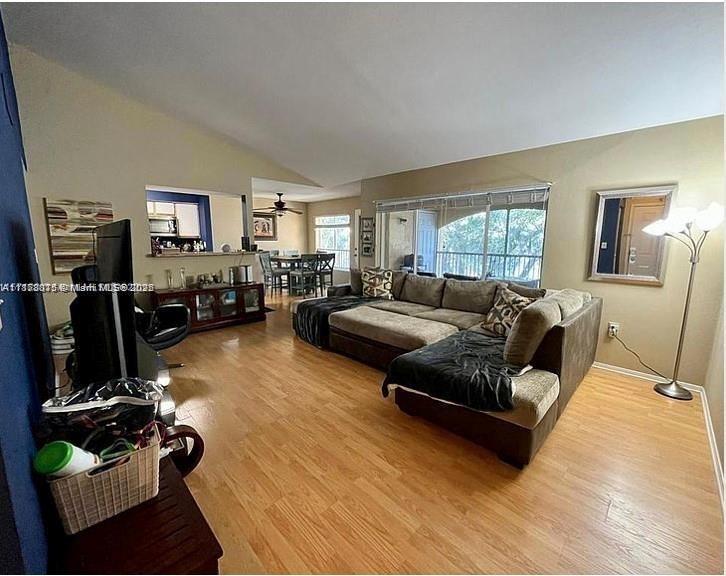 2445 NW 33rd St 1413 Property Photo 1